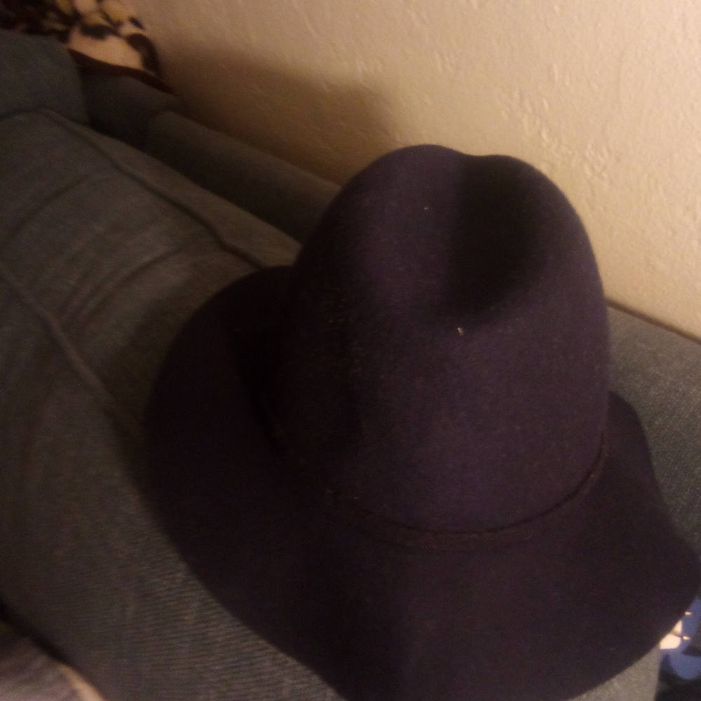 JCrew black hat